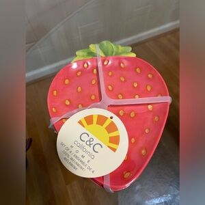 Brand New C & C California Home Set 4 Pcs Strawberry Tray Shaped little Plates